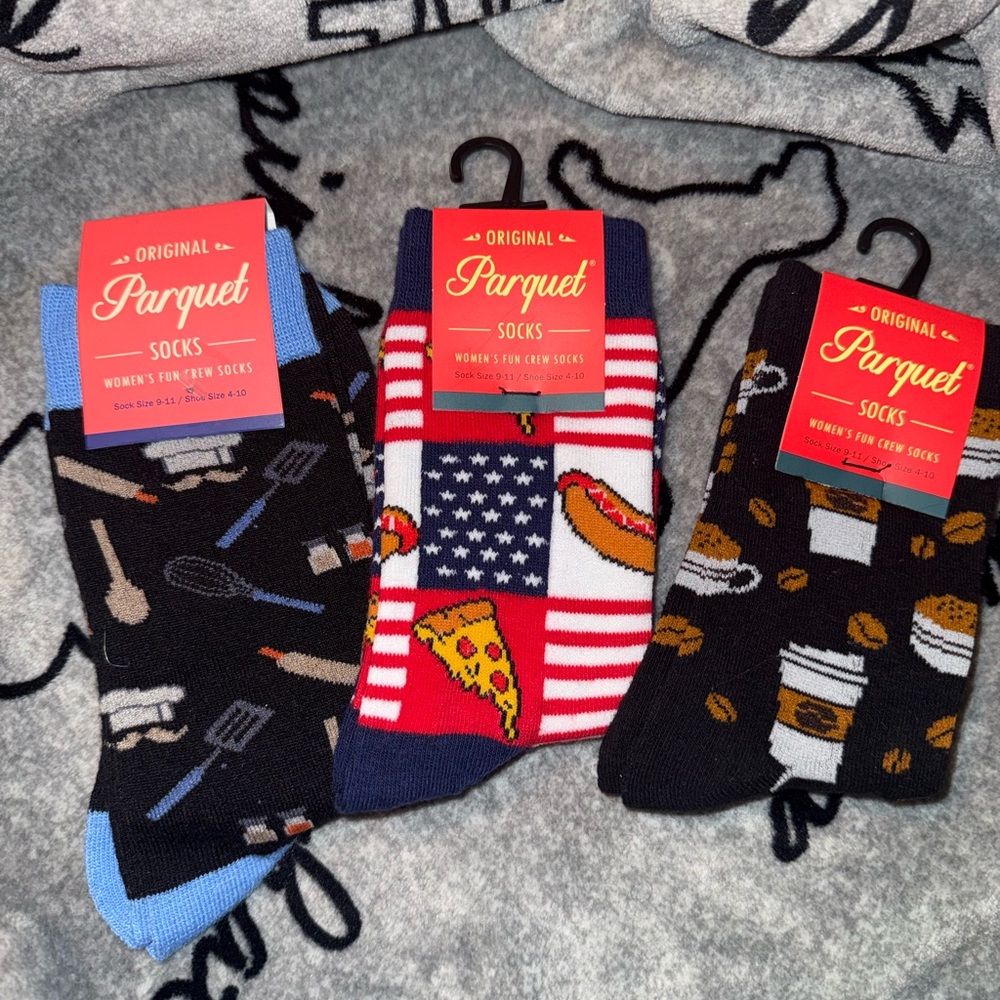 Women’s Novelty Crew Socks 3-Pairs - In The Kitchen NWT